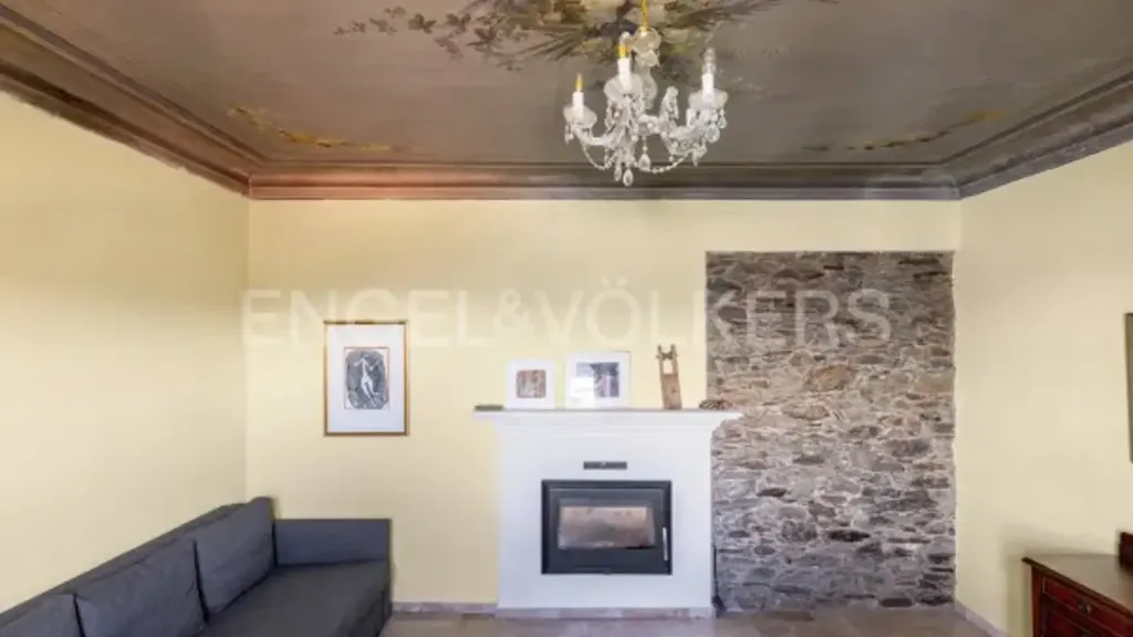 Soggiorno - Luxury Villa with Lake View in Maccagno