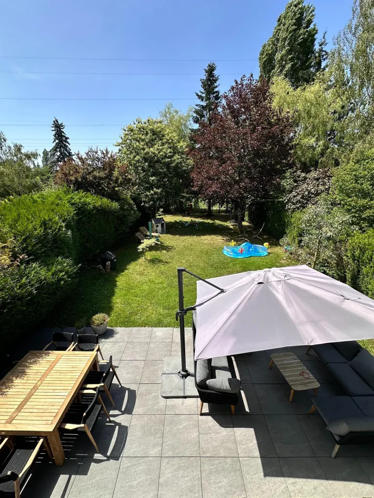 Aed - House with Garden in Lesigny