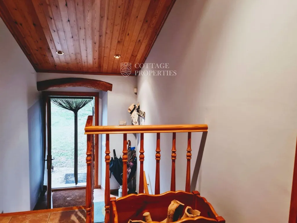 Stanze - Rustic Estate with Masia in Llagostera