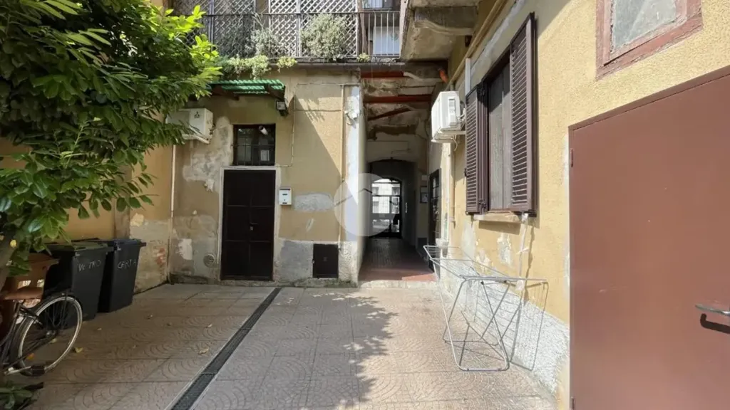 Giardino - Semi-Detached Studio with Mezzanine in Milan