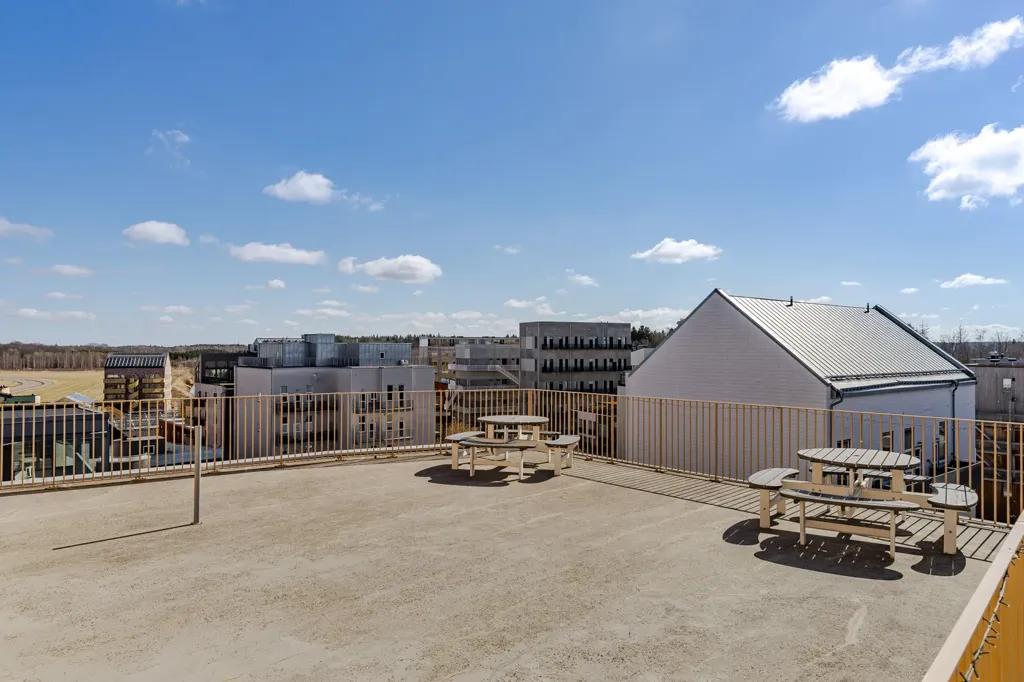 Terrass - Modern Flat with Balcony in Vallastaden, Linköping