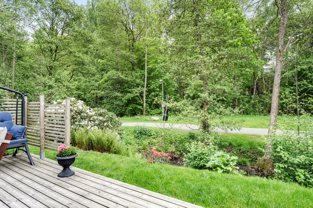 Jardin - Terraced House with Garden in Kvarnbacken