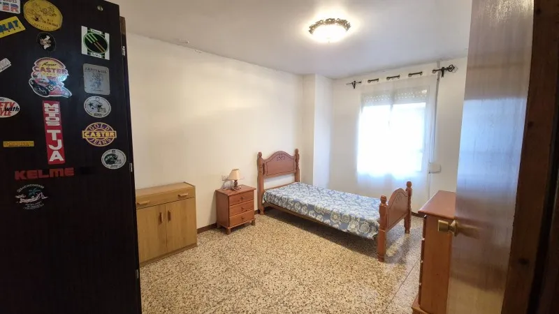 Magamistoad - Three-Storey Townhouse with Balconies in Antella