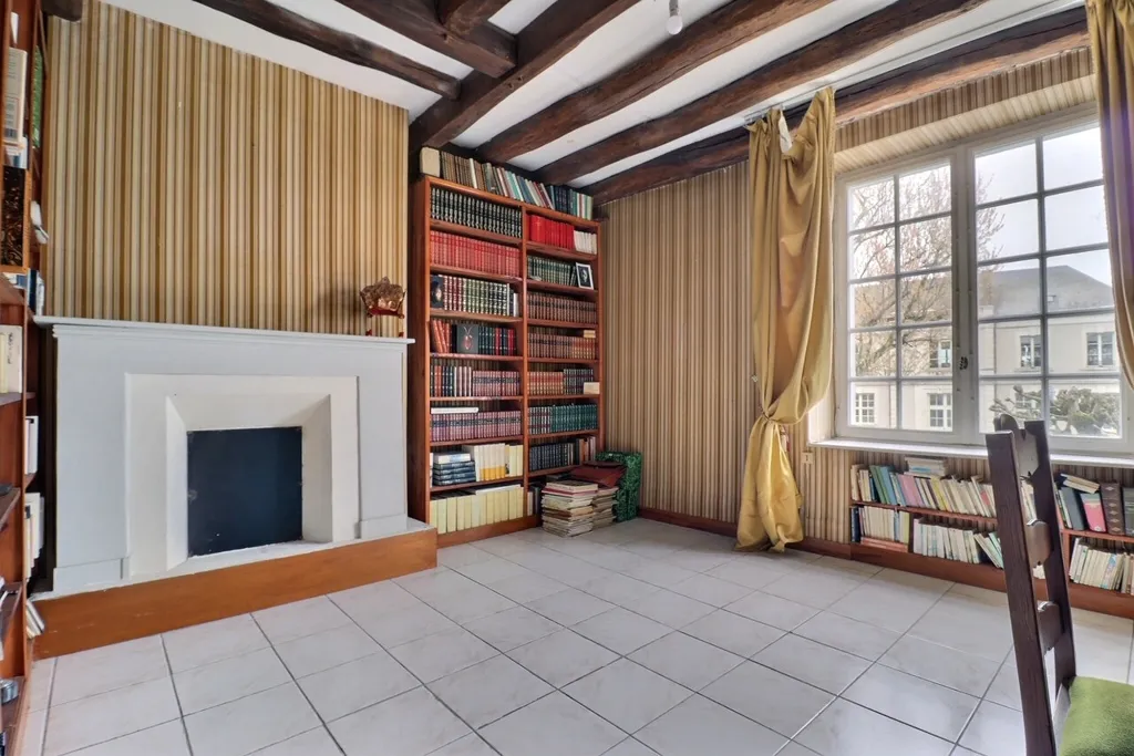 Office - Character House with Garden in Aschères-le-Marché