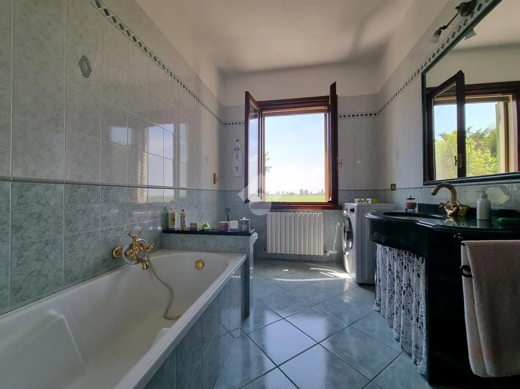 Vannitoad - Restored Villa with Multiple Apartments in Borgo Virgilio