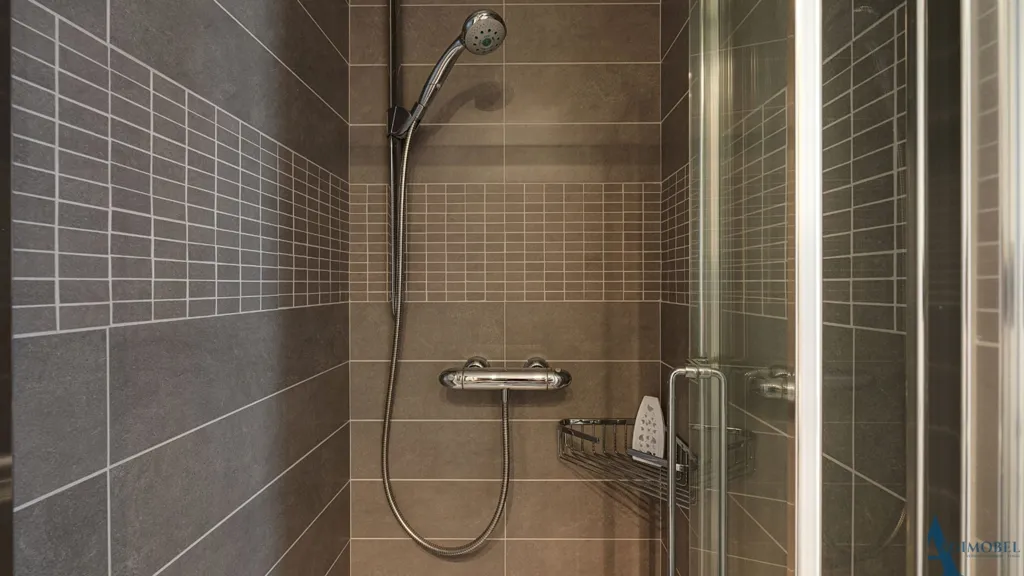 Baños - Renovated Corner Flat with Sea View on Rubensplein