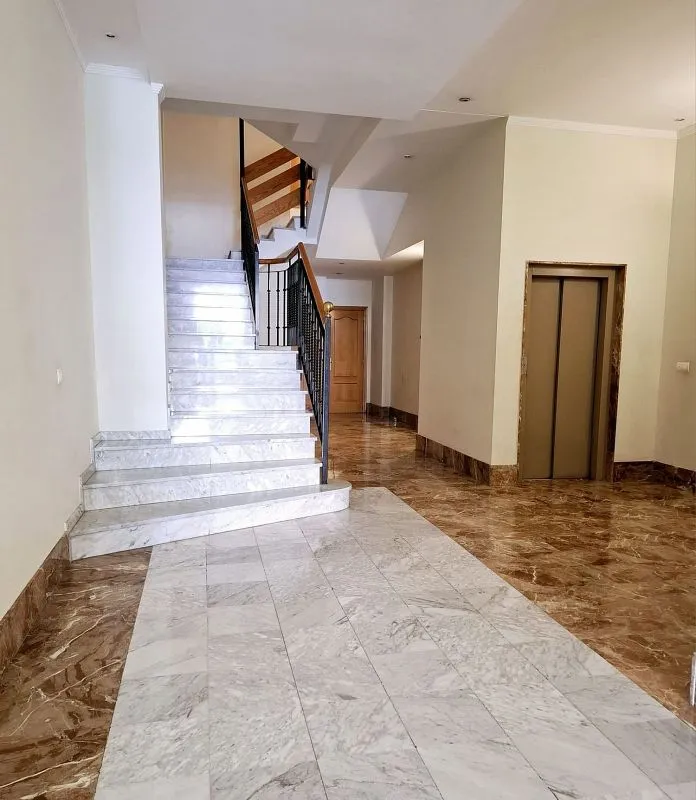 Esik - Apartment with Terrace in Burjassot