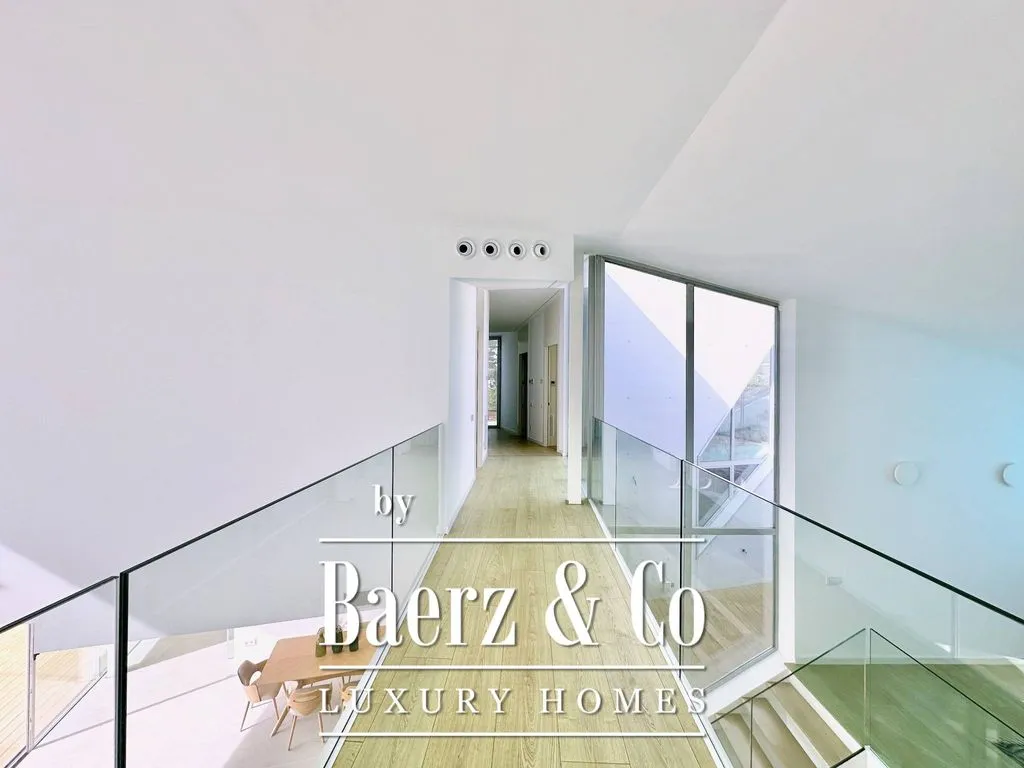 Pièces - Contemporary Villa with Sea View in Sitges