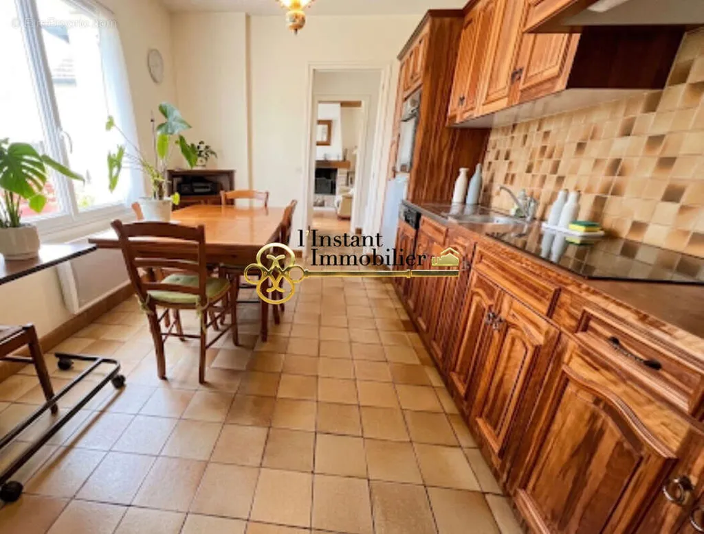 Salle à manger - Maison à Rénover avec Grand Terrain à Santec