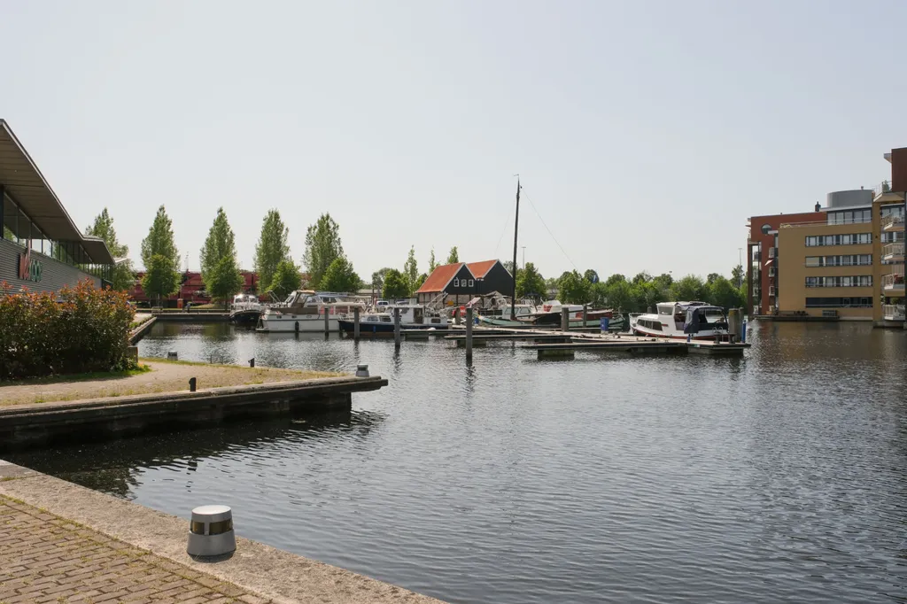 Extérieur - Waterfront Flat with Dual Views in Almelo