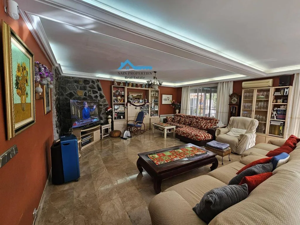 Elutuba - Luxury Villa with Pool in Colonia Escandinavia