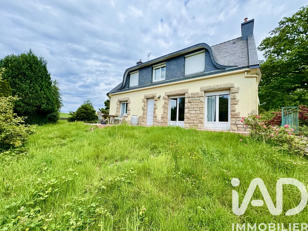 Extérieur - Maison Traditionnelle avec Jardin à Caudan