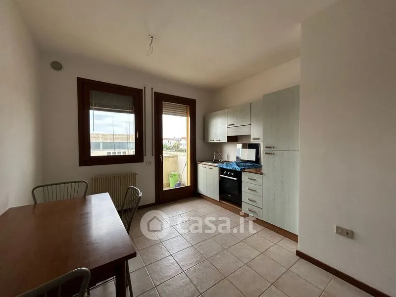 Salle à manger - Duplex with Terrace in Rossano Veneto
