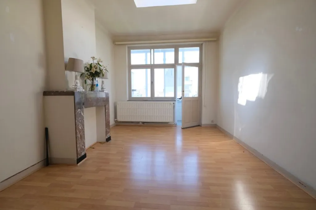 Séjour - Duplex 3 Chambres avec Terrasse à Schaerbeek