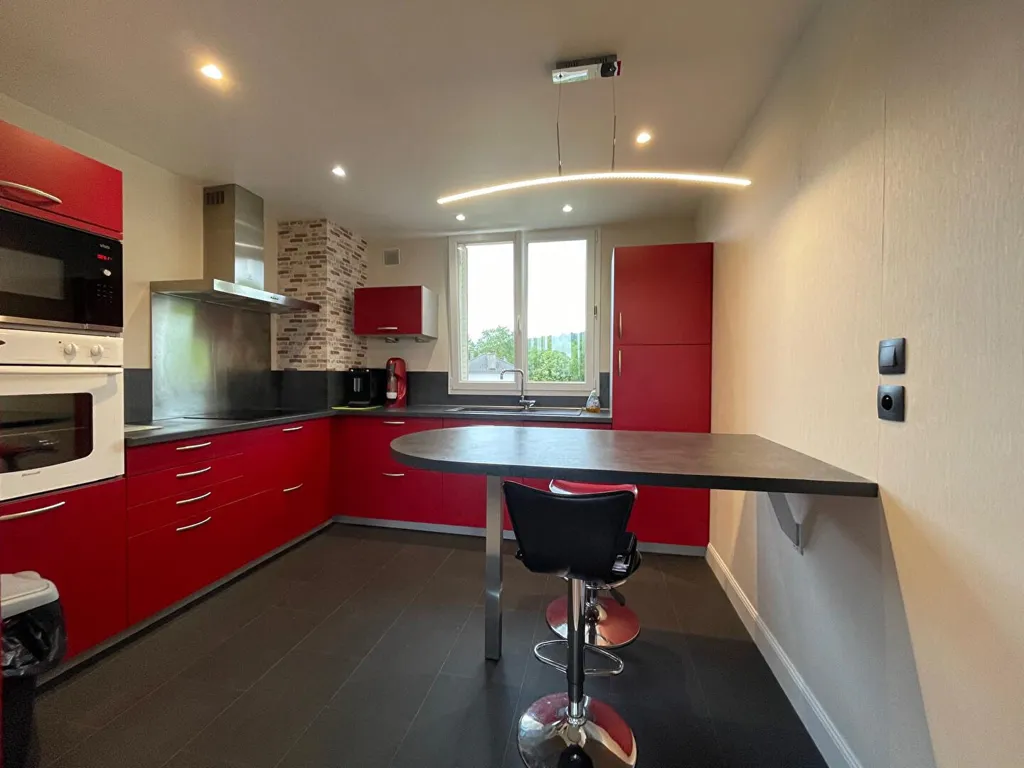 Kitchen - Converted 3-Bed Flat with Garage in Nice