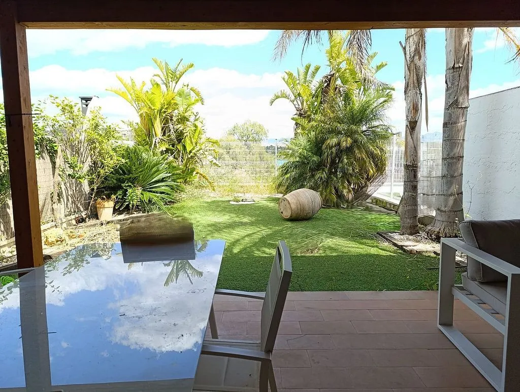 Terrasse - Terraced Semi-Detached House in Benaguasil