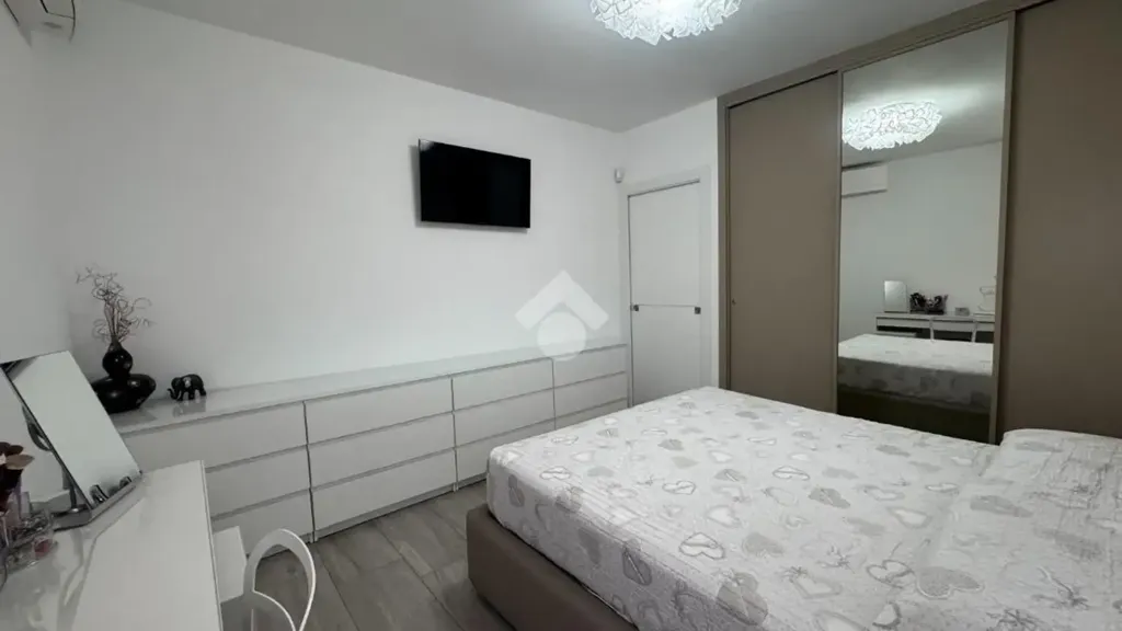 Chambres - Panoramic Penthouse with Terrace in Commenda, Rende