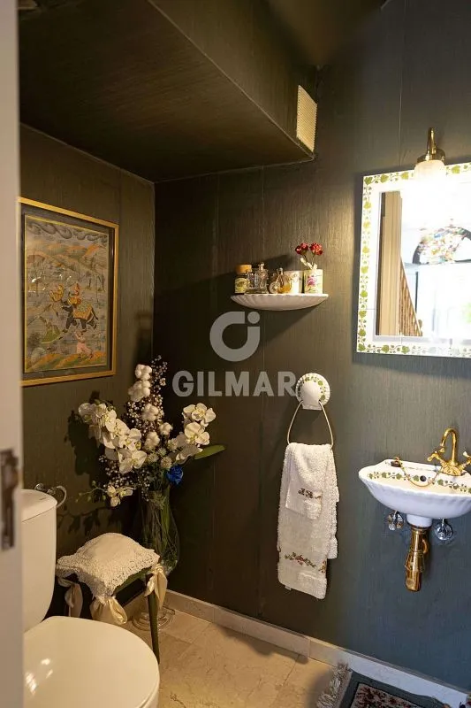 Vannitoad - Chalet with Pool in Parque Conde de Orgaz