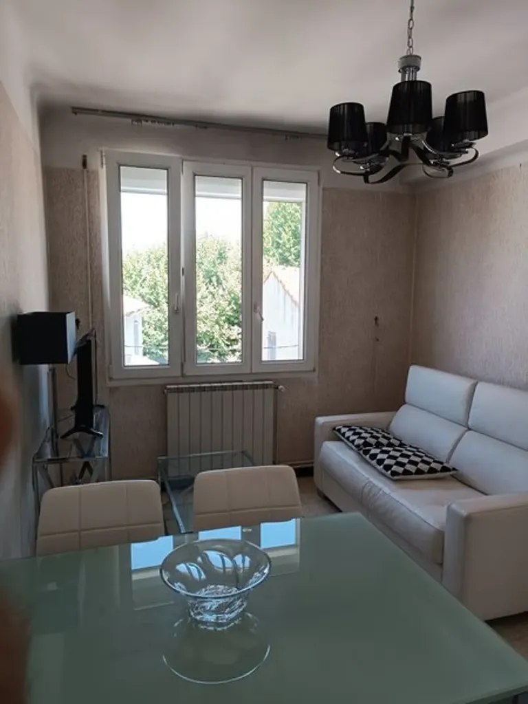 Elutuba - Meubled Flat with Historic Charm in Saint-Jérôme