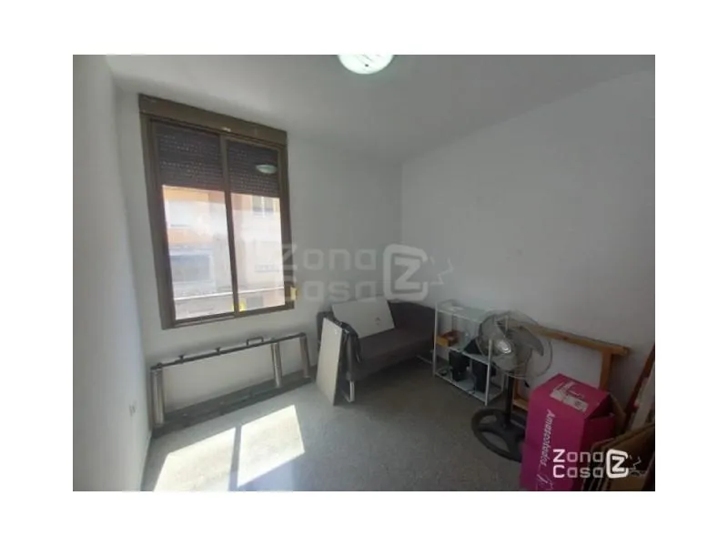 Studio - Flat with Balcony and Terrace in Alberic