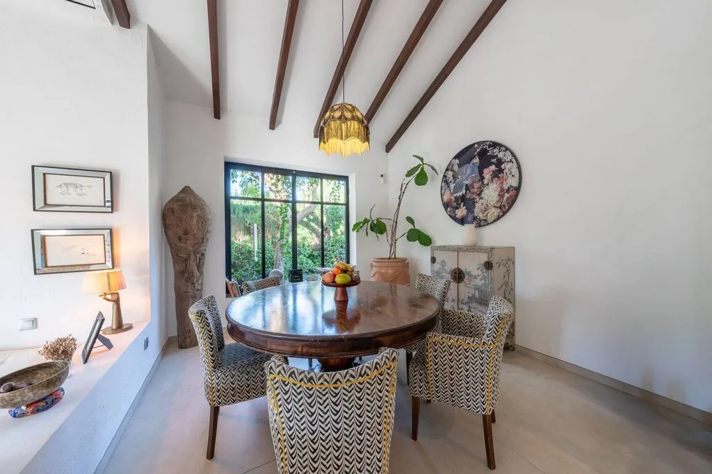 Dining Room - Renovated Villa with Pool in Atalaya, Estepona
