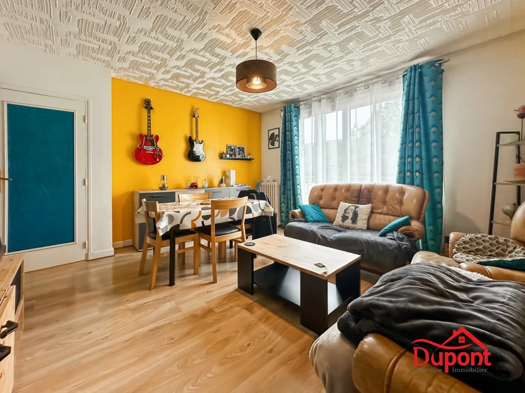 Séjour - Appartement T3 avec Cuisine Équipée à Revin
