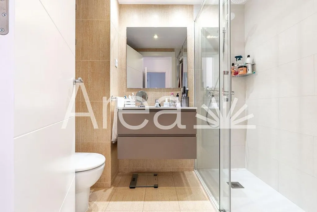 Apartment with Terrace in Parc Central, Mataró