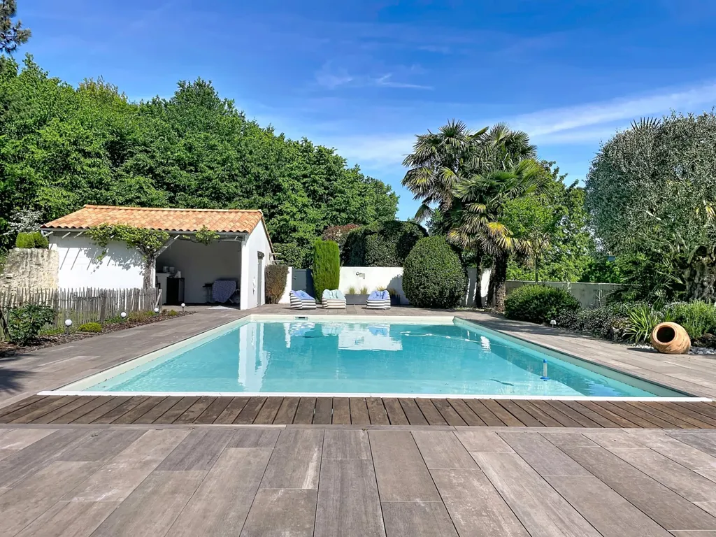 Pool - Charentaise House with Pool near Royan