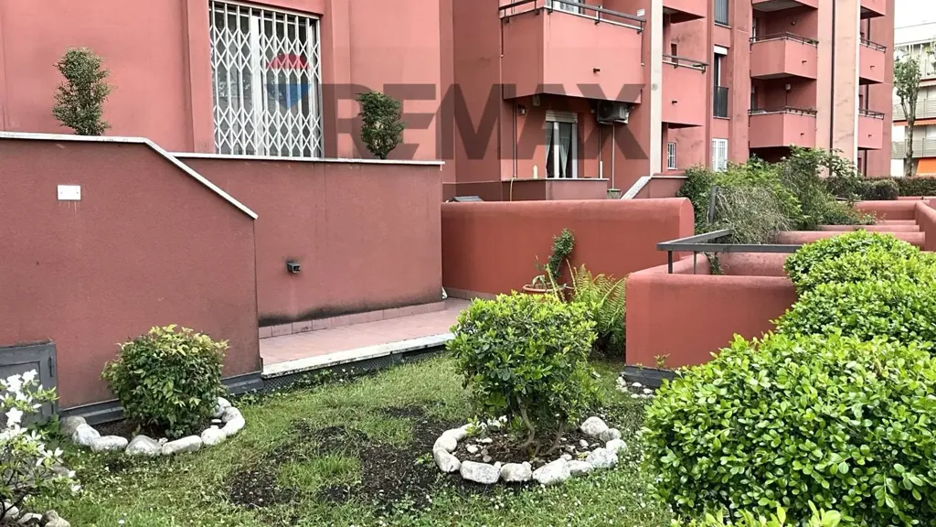 Jardin - Apartment with Private Garden in Central Arese