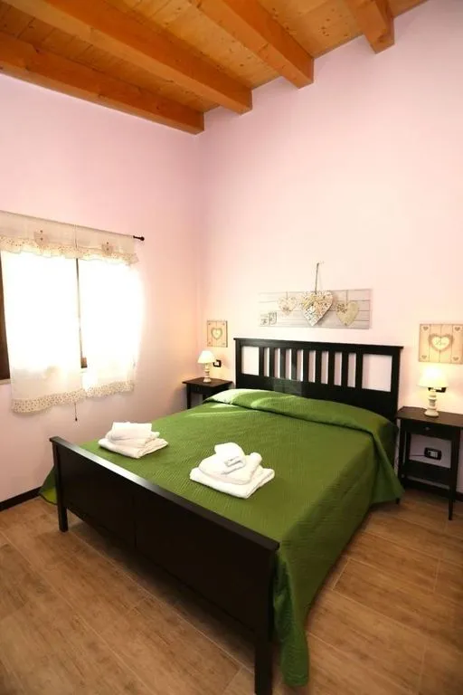 Magamistoad - Agriturismo with Pool in Cefalù