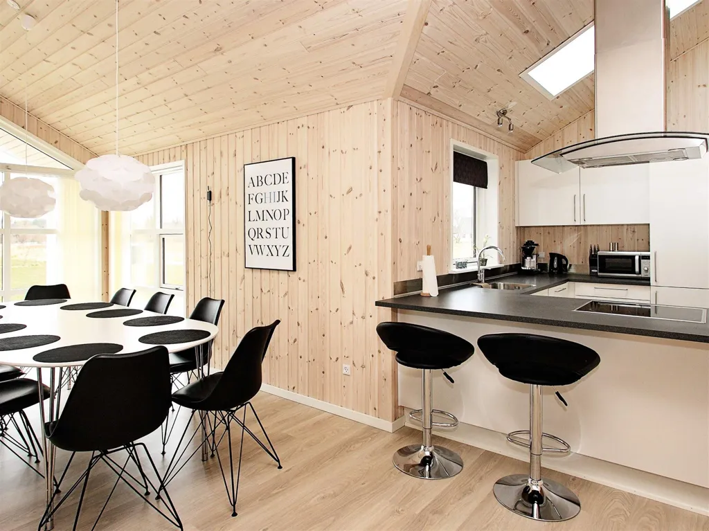 Salle à manger - Activity House with Spa near Coast in Denmark