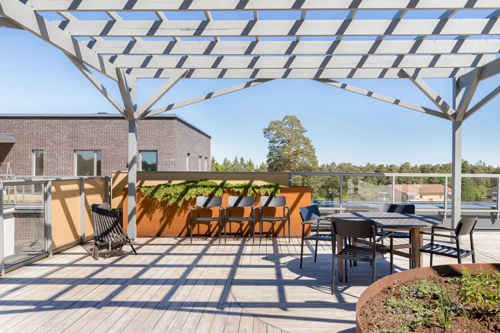 Terrasse - Modern Flat with 20 m² Balcony in Uppsala