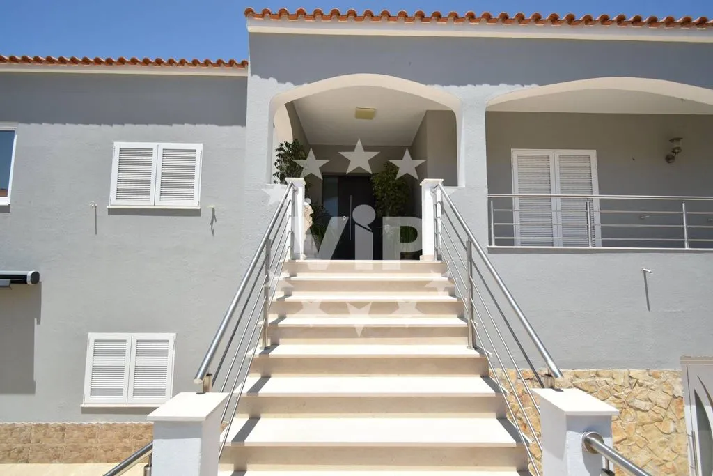 Välivaade - Luxury Villa with Pool in Quarteira