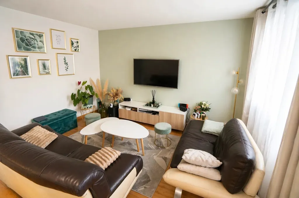 Elutuba - 3-Bedroom Flat with Balcony in Livry-Gargan