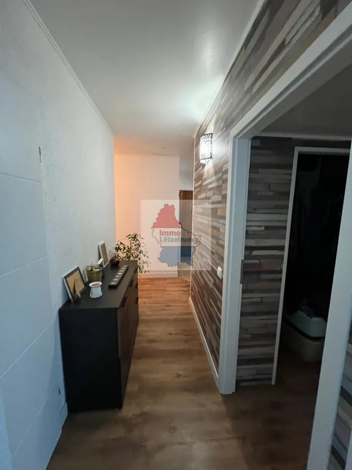 Esik - Renovated Apartment with Balcony in Ettelbruck
