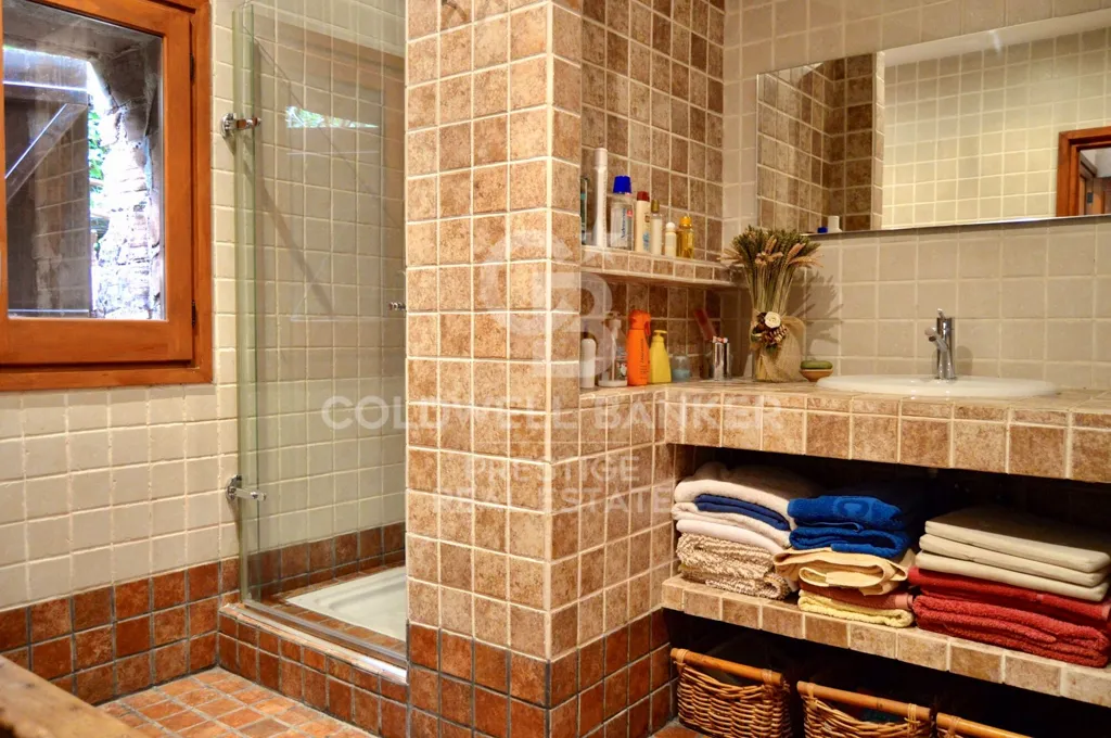 Bagni - Luxury Farmhouse with Pool in Castellví de Rosanes