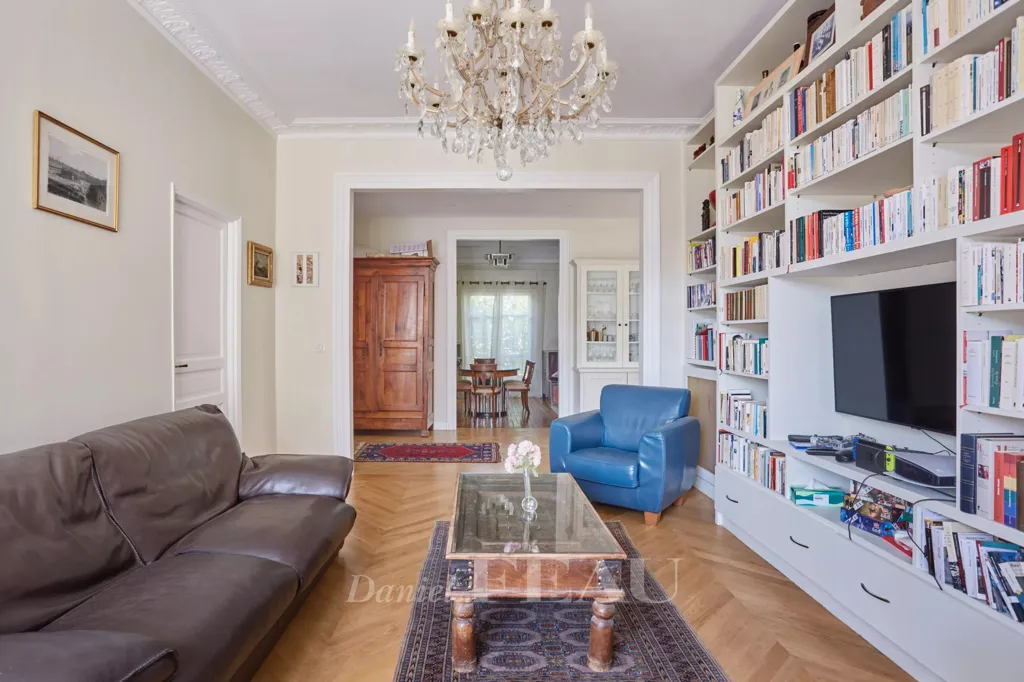 Elutuba - Duplex Apartment with Terraces in Paris 17th