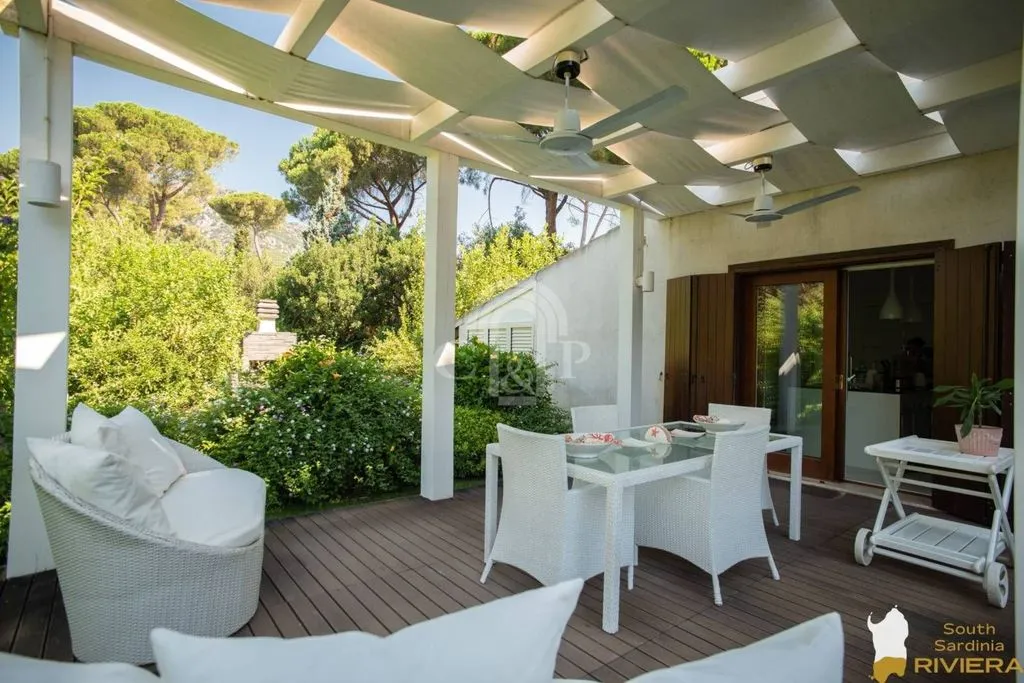 Terrasse - Villa with Garden in Is Morus, Pula
