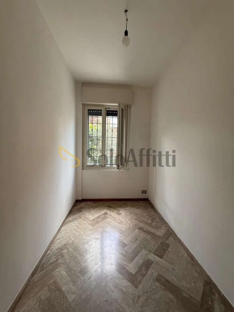 5-toaline korter asukohas Modena