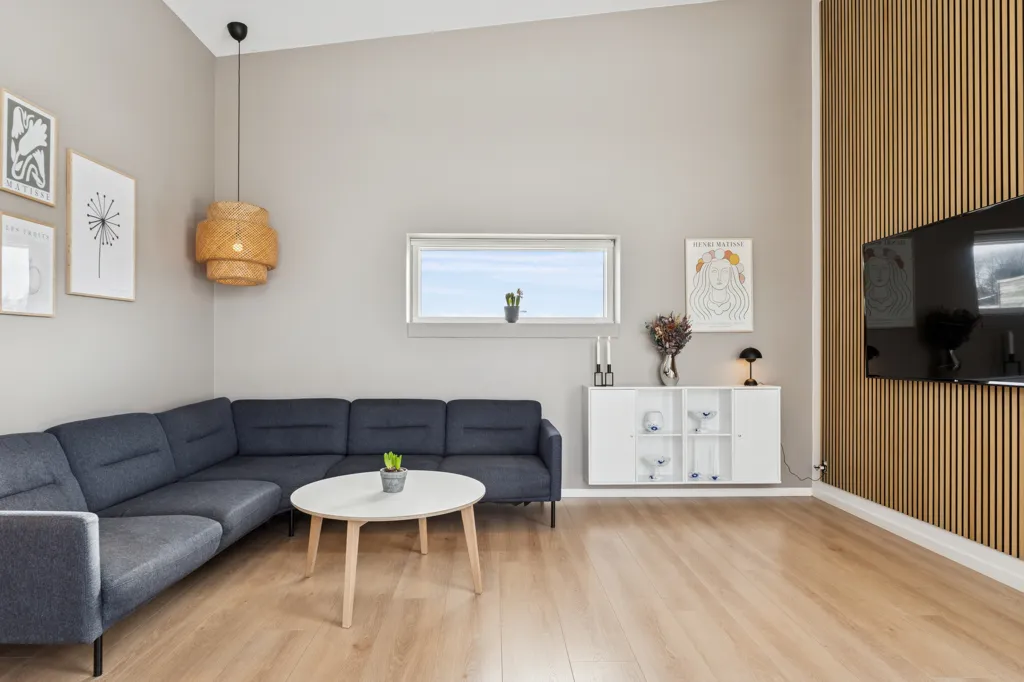Séjour - Modern Villa with Lofted Living Room in Viborg