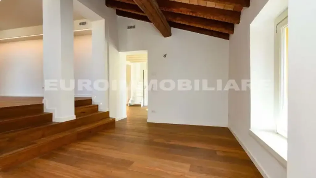 Séjour - Luxury Penthouse with Panoramic View in Brescia
