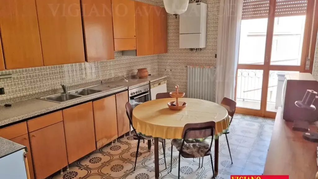 Cuisine - Apartment with Triple Exposure in Foggia
