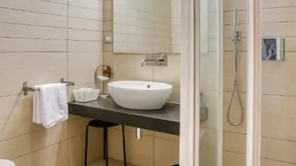 Vannitoad - Modern Studio with Terrace near Navigli, Milan