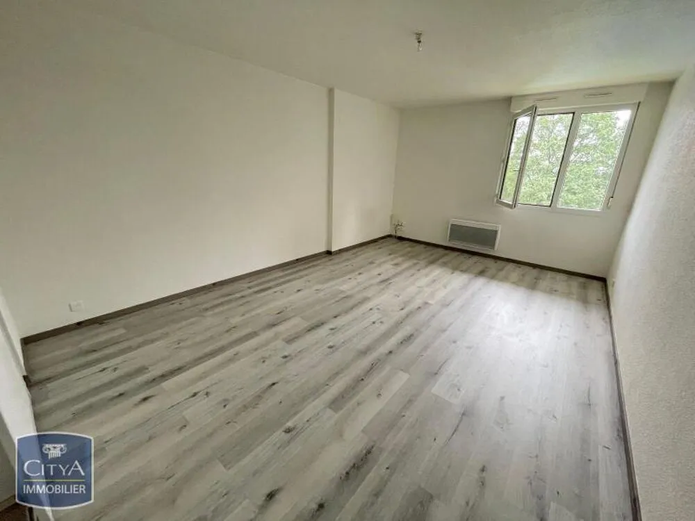 Toad - 1-Bedroom Apartment with Pool in Pau