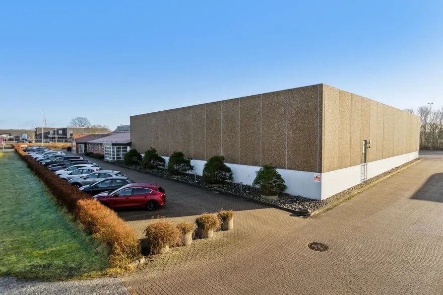 Exterior - Logistics Property with Modern Office in Padborg
