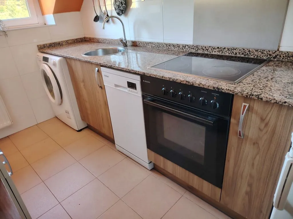 Köök - Modern Penthouse with Balcony in Sama de Langreo