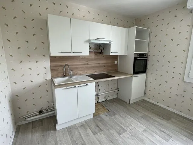 Cuisine - Appartement T3 avec Ascenseur et Parking en Centre-Ville