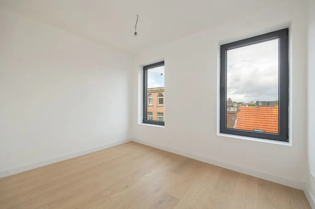 Toad - Penthouse with Terrace in Antwerp