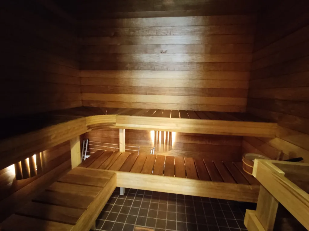 Toad - Renovated Apartment with Sauna in Toomemäe