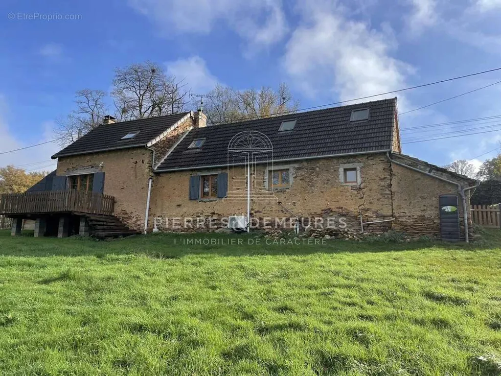 Esterno - Charming Longère with Garden in Boischaut